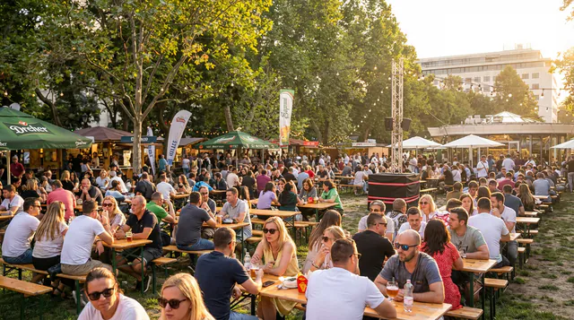Belvárosi Sörfesztivál (Downtown Beer Festival) photo 5