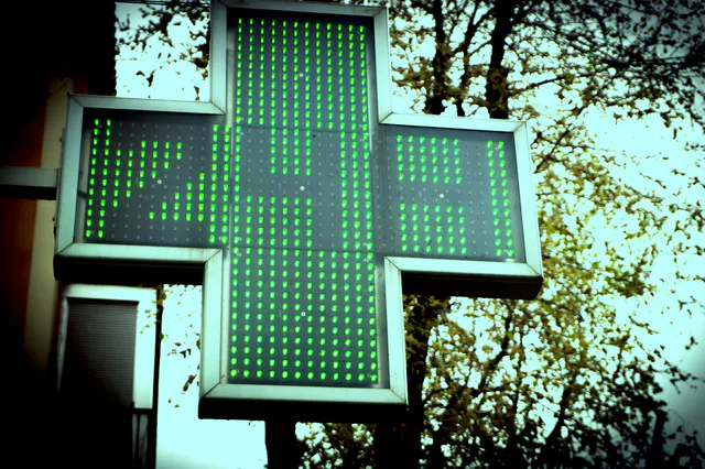 Navigating Healthcare & Pharmacies in Budapest: A Local’s Field Guide — Night Pharmacies: The Window Service