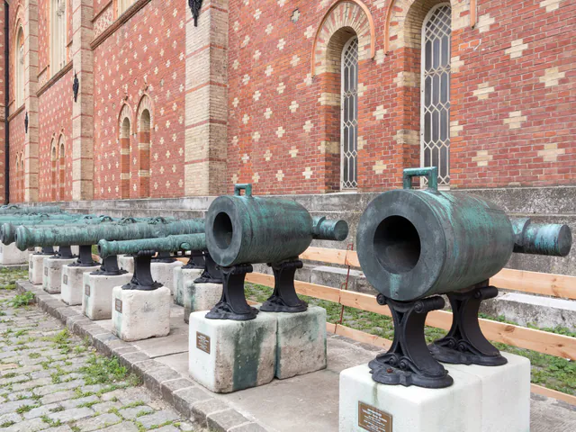 Musée d'histoire militaire — Les Collections