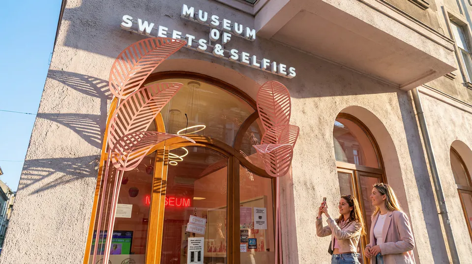 Museum of Sweets & Selfies — The Building