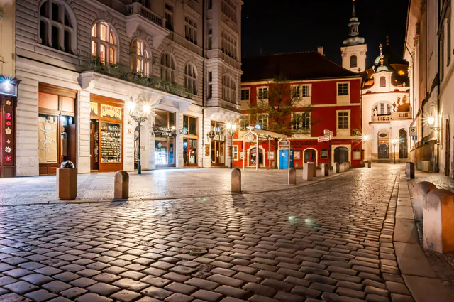The Drunken Monkey Prague Pub Crawl — Mitigating Civic Friction and Managing Sustainable Nightlife Tourism