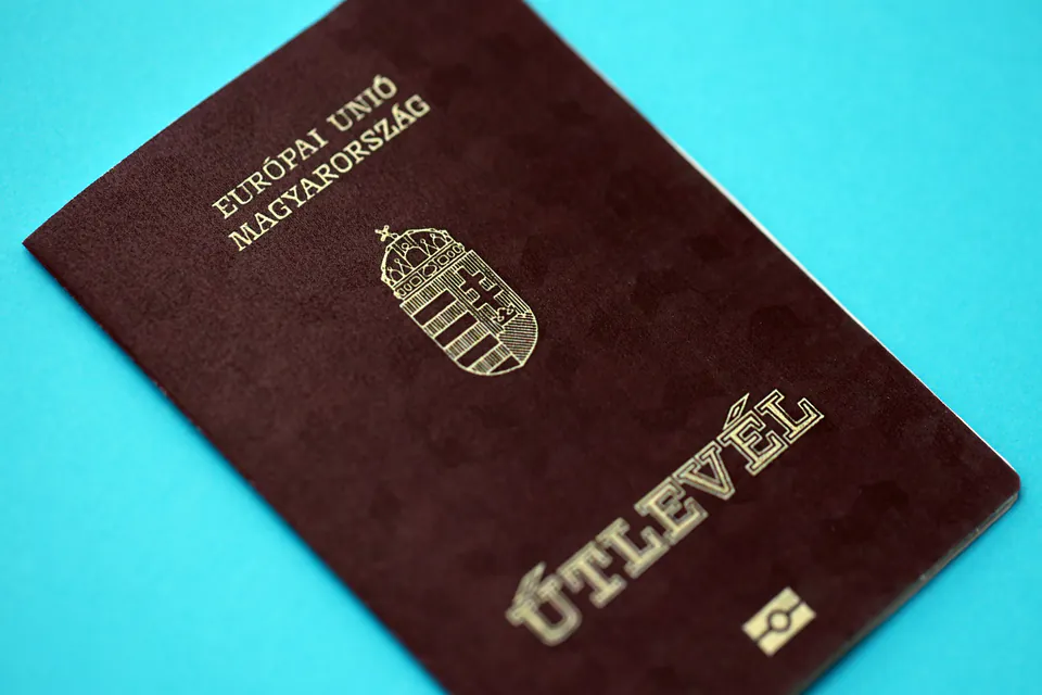 Navigating the Red Tape: A Local’s Guide to Entering Hungary — The Schengen Reality: Passports & The 90/180 Rule