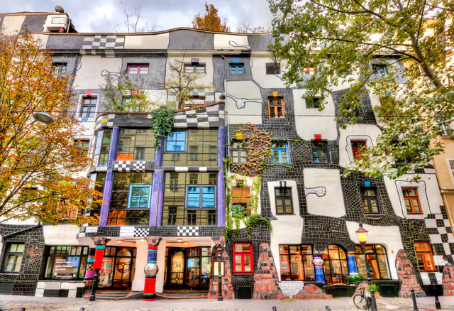 Hundertwasserhaus — photo 3