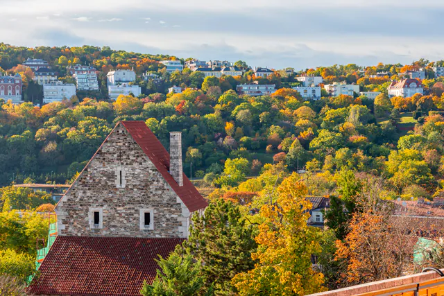 Várnegyed (Castle District) — Where to Stay