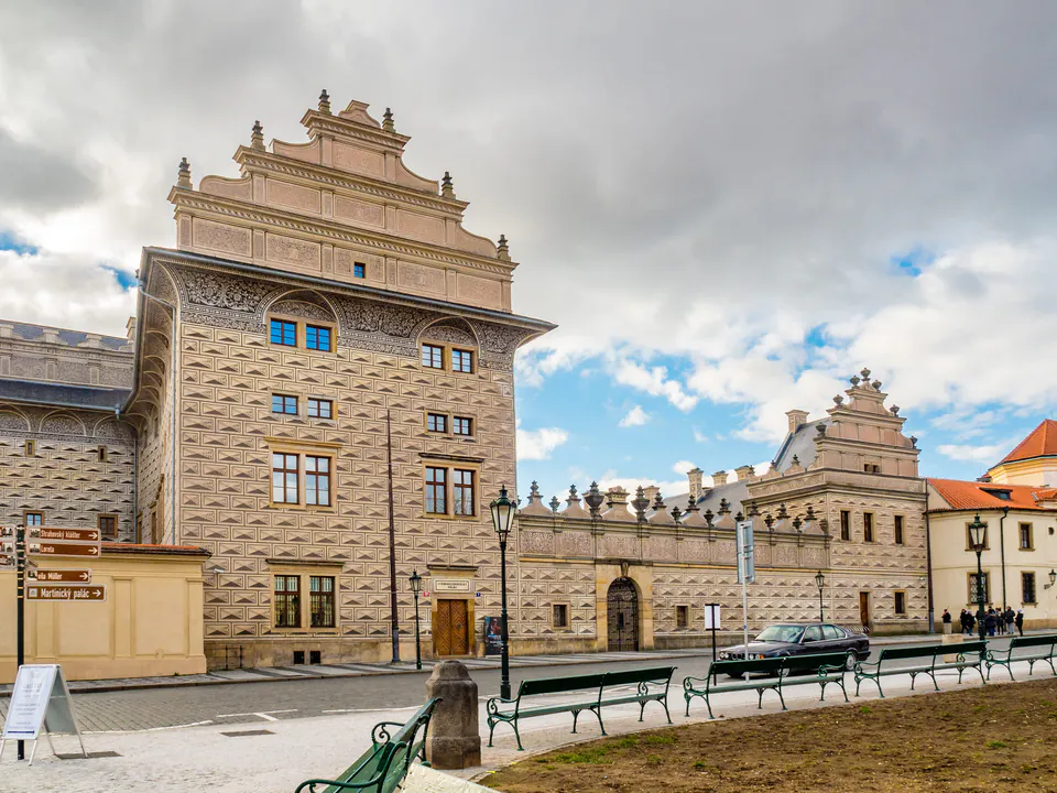 Spa Beerland Chateaux Praha — historic view
