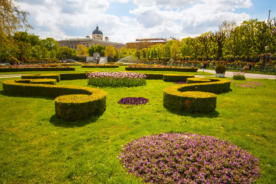 Volksgarten — photo 2