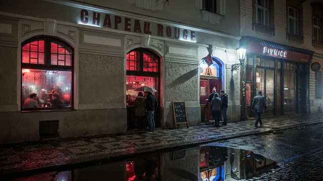 Chapeau Rouge