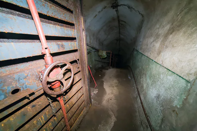 Communism and Bunker Tour with 70s Canteen Lunch — gallery 1