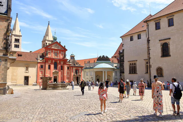 Prague 3-hour Afternoon Walking Tour including Prague Castle — gallery 1