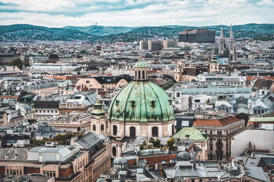 Vienna Espionage & Cold War History Guide — Coffee, Cake, and Covert Operations: The Spy Cafés