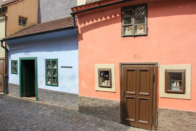 Golden Lane (Zlatá ulička) — Franz Kafka’s Literary Sanctuary in House Number 22