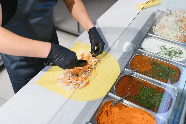 The Ultimate Muslim Travelers Guide to Vienna — The Halal Food Scene: From Sacher to Shawarma