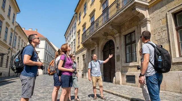 Budapest City Landmarks Walking Tour in 2 Hours gallery 4