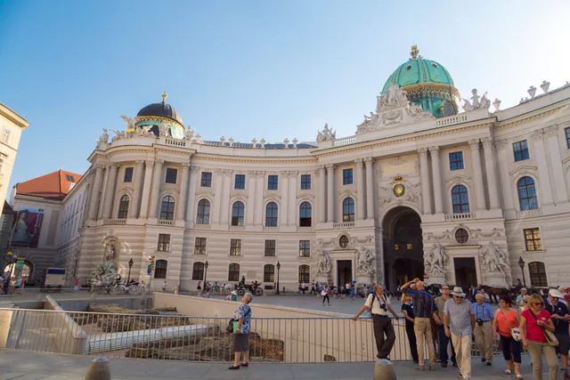 Dîner-spectacle Strauss gallery 1