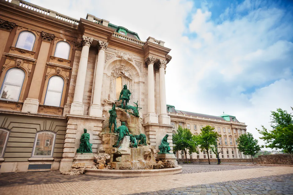 Fountain of King Matthias — The Architecture