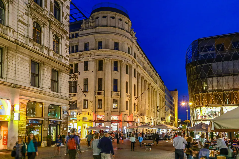 Original Budapest Pub Crawl — Events & Programs