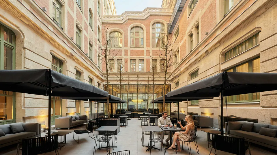 Kozmo Hotel Suites & Spa