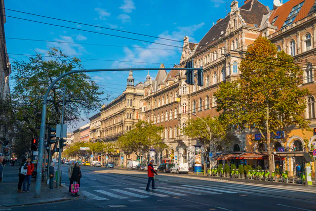 Budapest City Landmarks Walking Tour in 2 Hours — Practical Tips