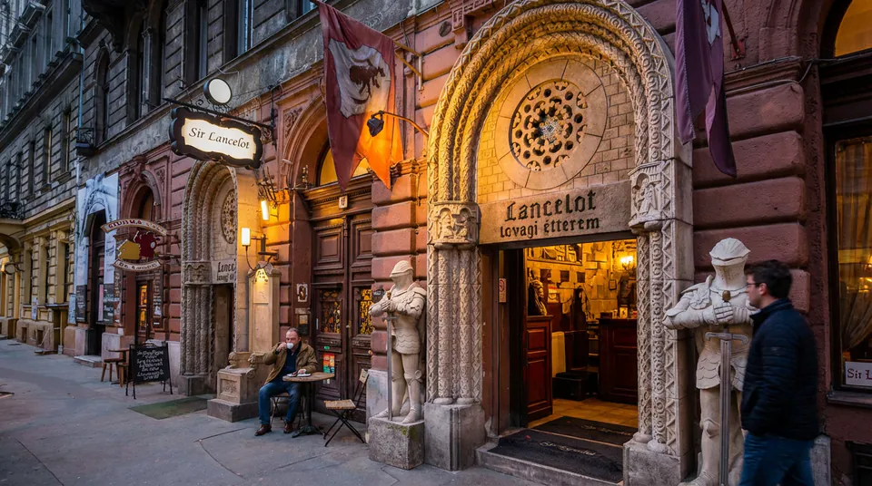 Sir Lancelot Knights' Restaurant