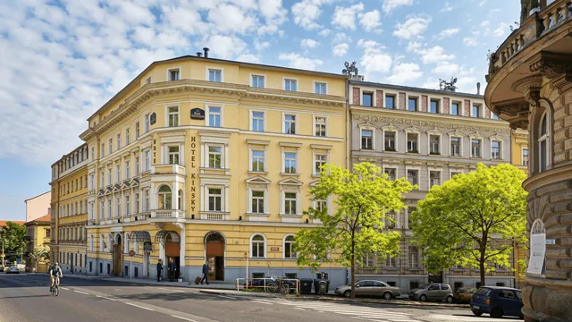 Hotel Kinský Fountain