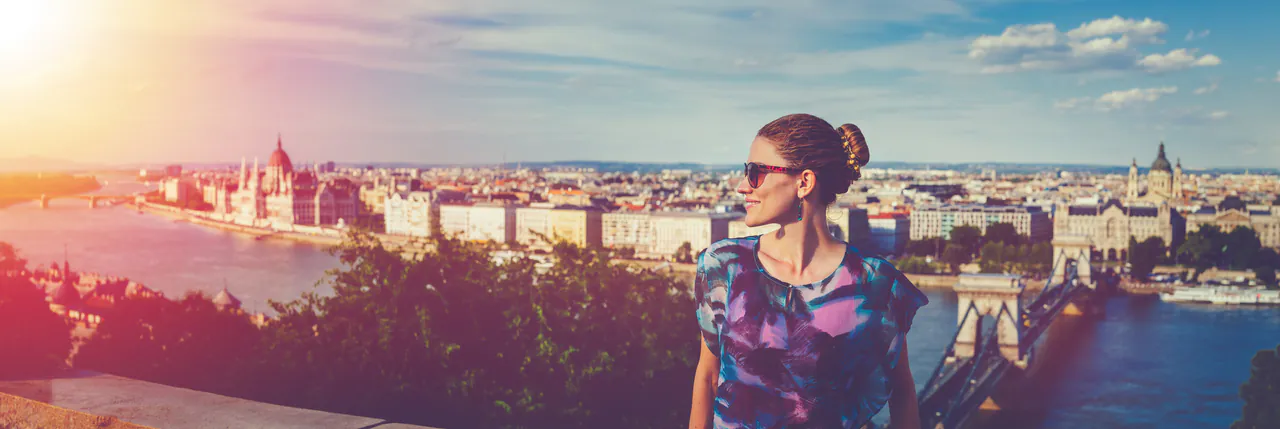 Budapest Solo Travel Guide: A Local's Handbook to the Pearl of the Danube