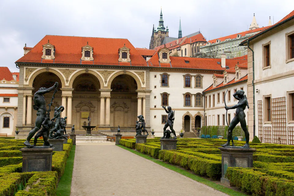 Valdštejnská zahrada — The Genesis of an Imperial Rival
