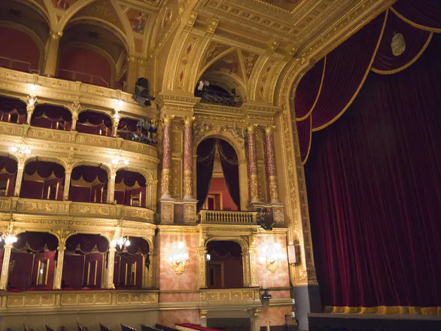 Hungarian State Opera House — photo 6