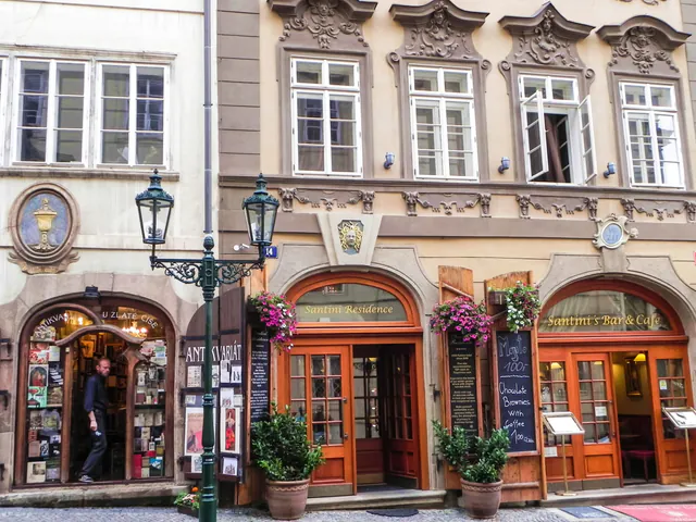 Prague Pub Crawl — photo 3