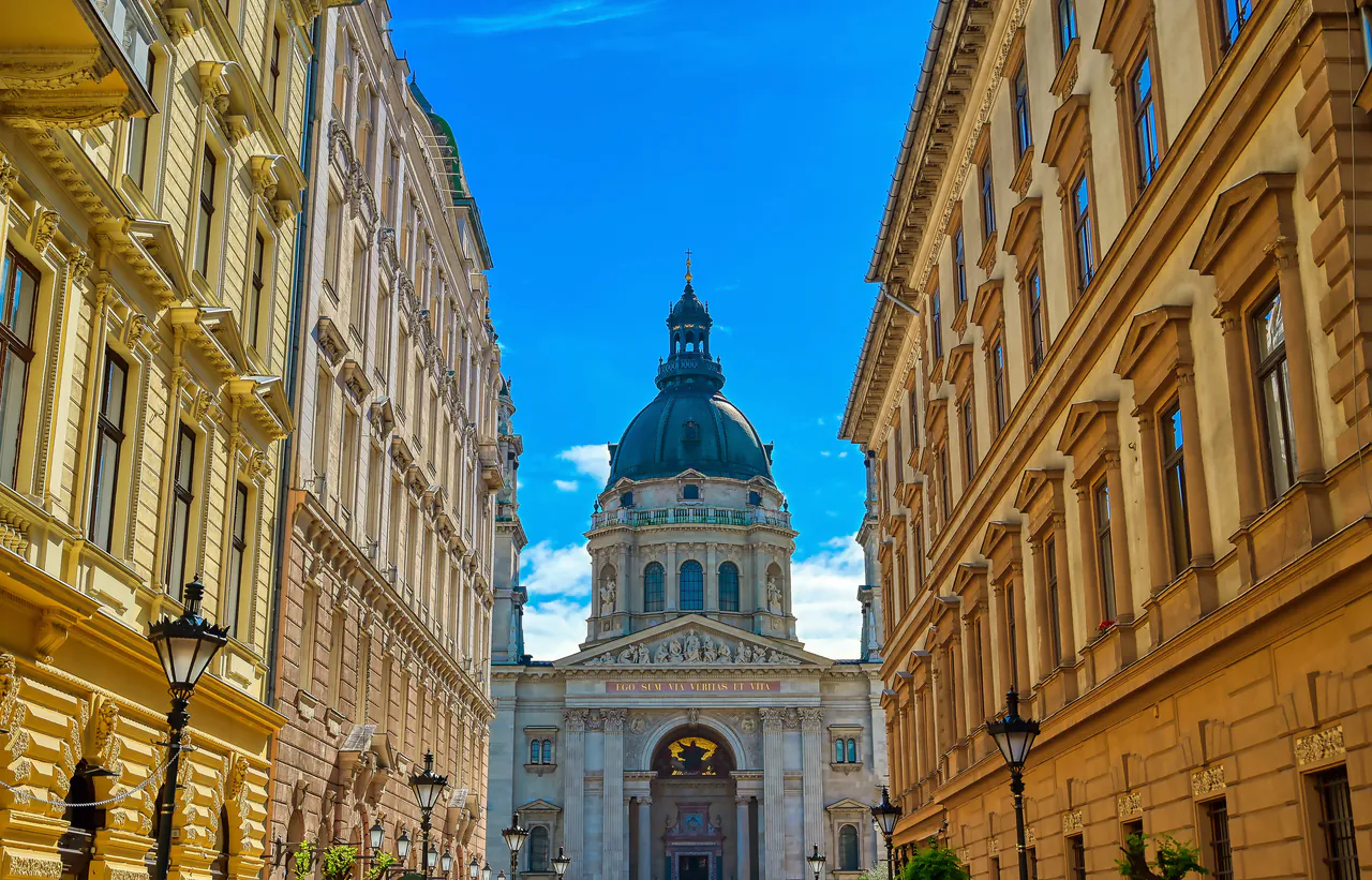 Budapest Virtual Reality Walking Tour
