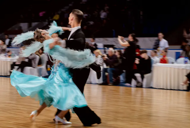 Vienna Winter Guide: Weihnachtsmärkte, Eistraum und prunkvolle Bälle — Walzersaison: Viennas legendäre Winterbälle