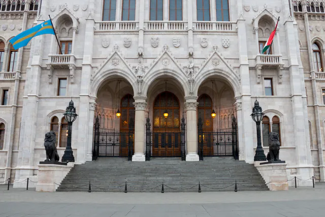 Hungarian Parliament Building — photo 10