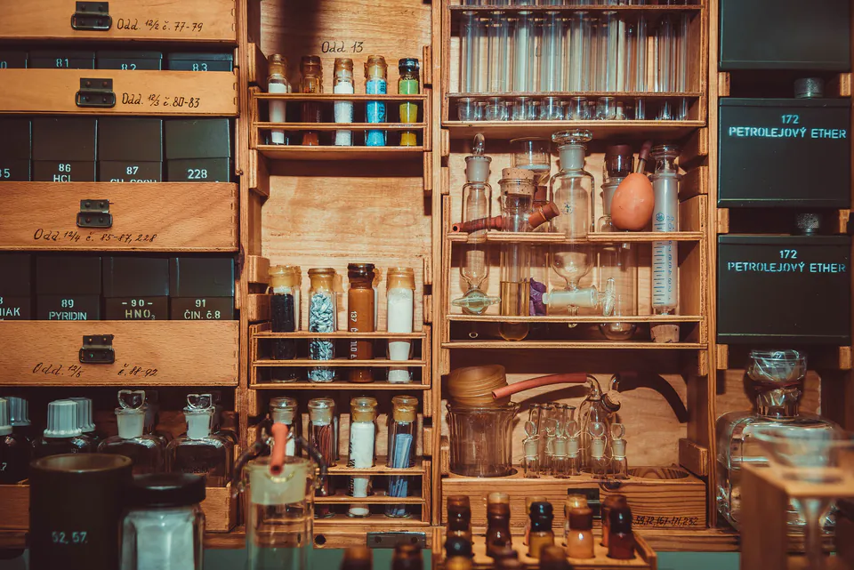 Speculum Alchemiae (Muzeum alchymie) — photo 2