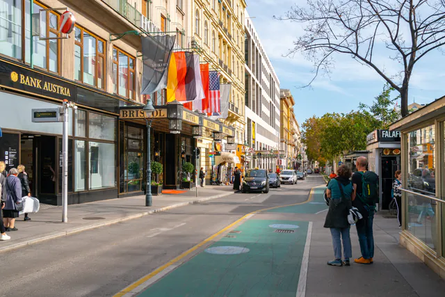 Kärntner Straße — De Omgeving