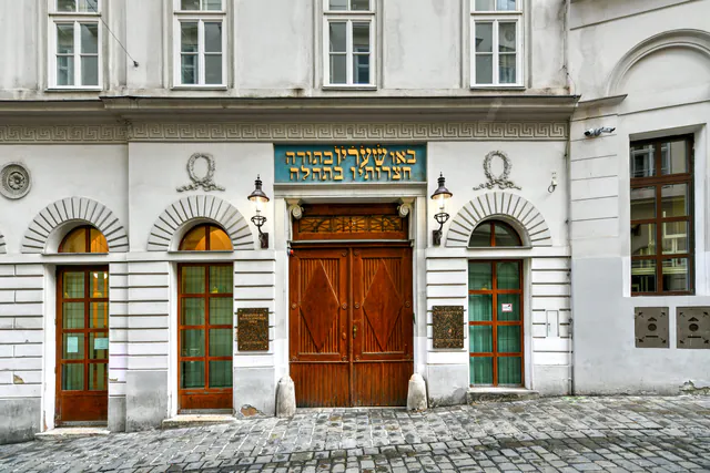 Vienna Jewish Heritage Guide: Tracing a Profound Cultural Legacy — The Hidden Grandeur of the Stadttempel