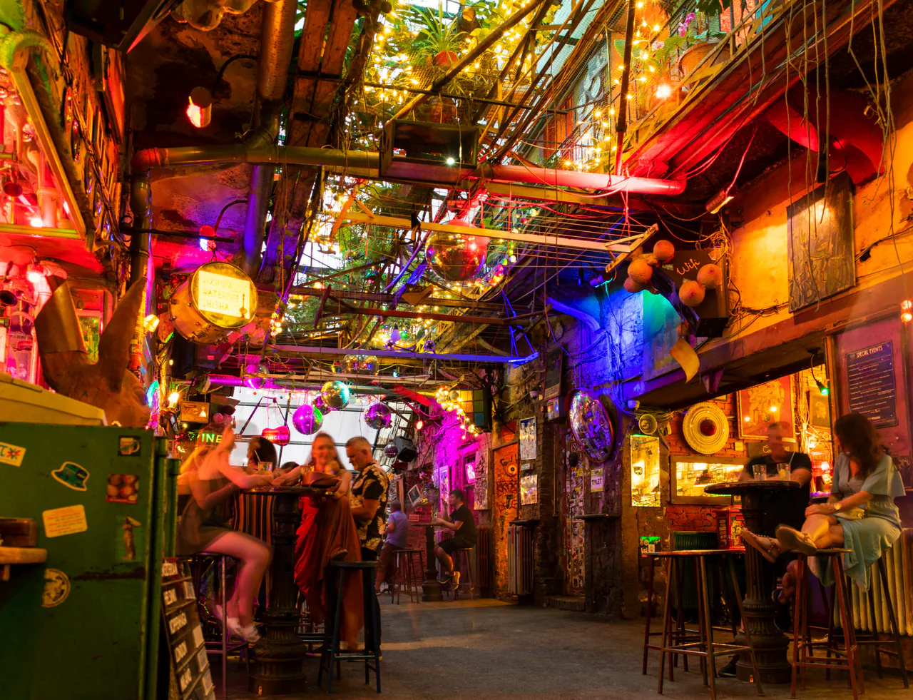 The Original Budapest Pub Crawl – Free Shots, Games & VIP Entry