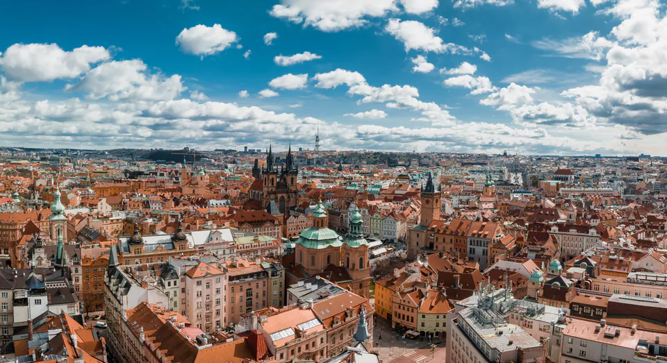The Plant-Based Paradigm: Prague's Vegetarian & Vegan Dining Guide — The Best Districts for Vegan Food