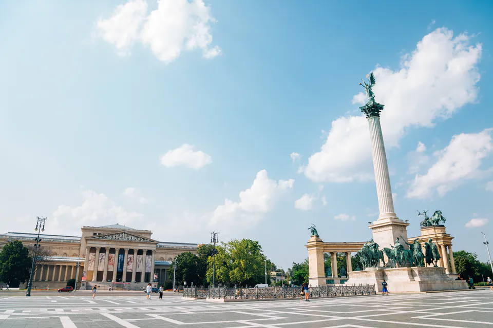 Heroes' Square plaza with Millennium Monument and two grand museum buildings on either side