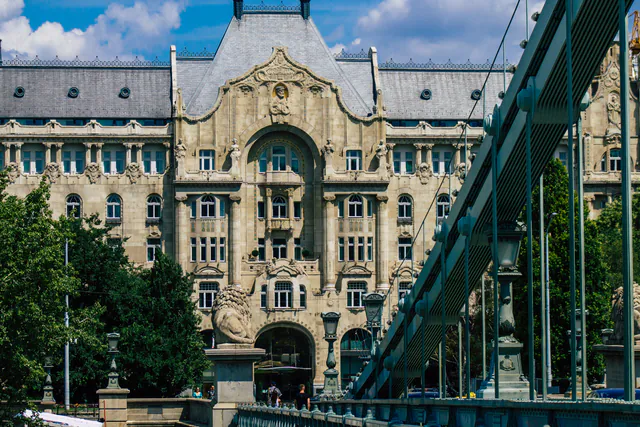 Four Seasons Hotel Gresham Palace — photo 4