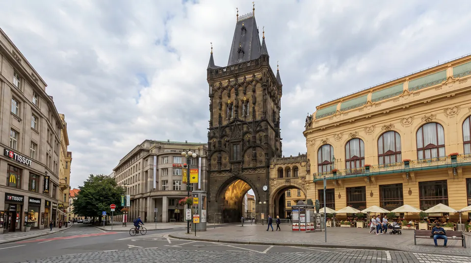Náměstí Republiky — Architectural Dichotomy: Gothic Grandeur and Art Nouveau Elegance