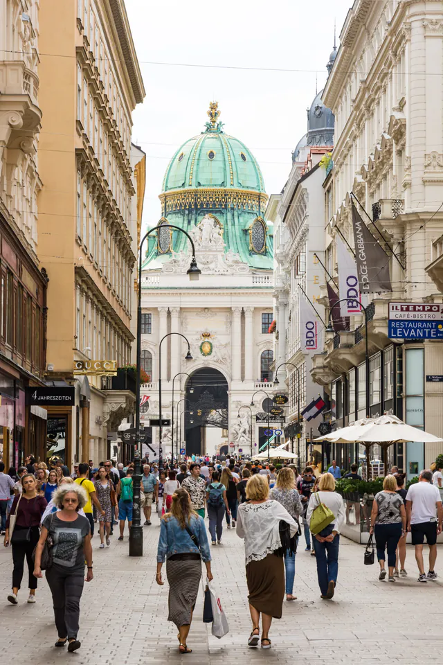 Vienna Coffeehouse Culture Guide: A Local's Perspective