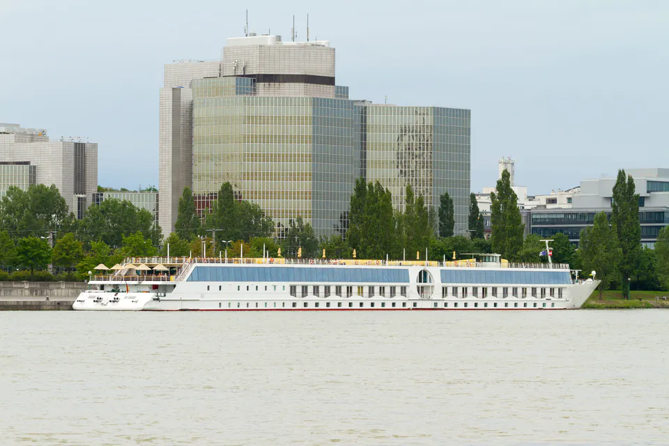 Vienna on the Water: The Ultimate Guide to Danube River Cruises & Waterfront Recreation — The Geography of Vienna's Waters: Knowing Your Danubes