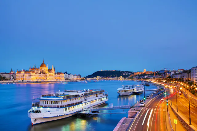 Danube Legend Evening Sightseeing Cruise — The Route & Views