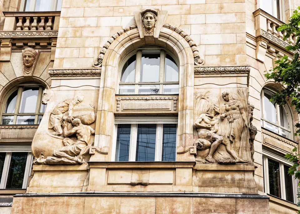 Váci utca — The Architecture