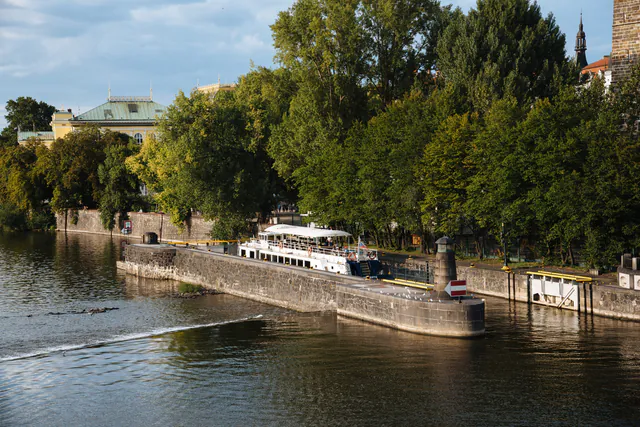 Prague Devil's Channel Cruise on Vltava River with Commentary — gallery 2