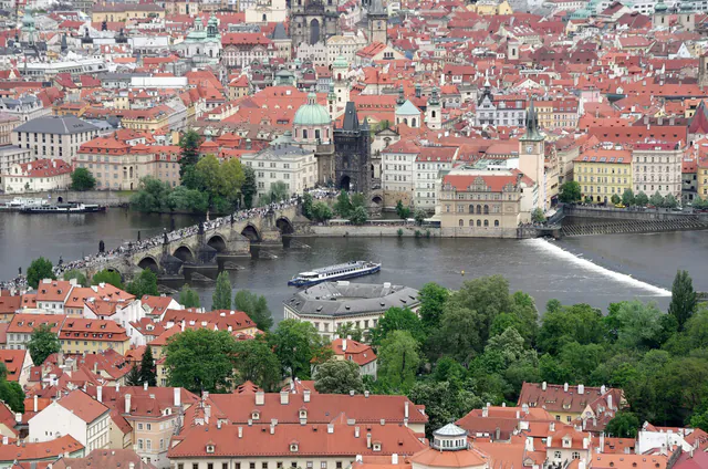 Ultimate Prague Old Town Guide: Comprehensive Area Analysis and Accommodation Strategies — The Temporal Dynamics of Prague: Seasonal Travel Strategies, Weather Patterns, and Crowd Management