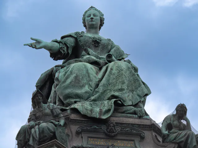 Monument à Marie-Thérèse — photo 6