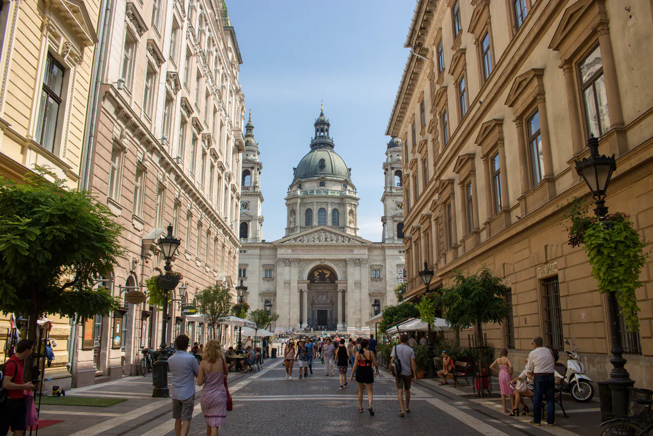 Budapest Essentials Private Tour: Highlights & Hidden Gems