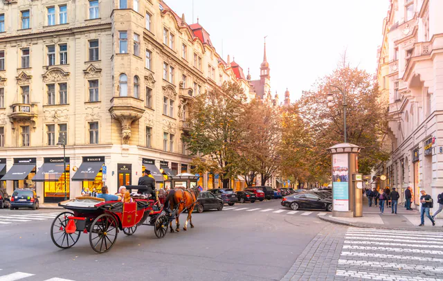 ibis Praha Old Town — Strategic Mobility and the Gastronomic Ecosystem
