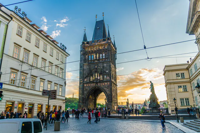Staroměstská mostecká věž