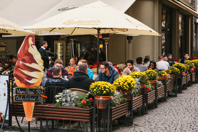 Prague Dining Etiquette, Tipping, and Historic Hospitality — Tipping & Restaurant Budgeting